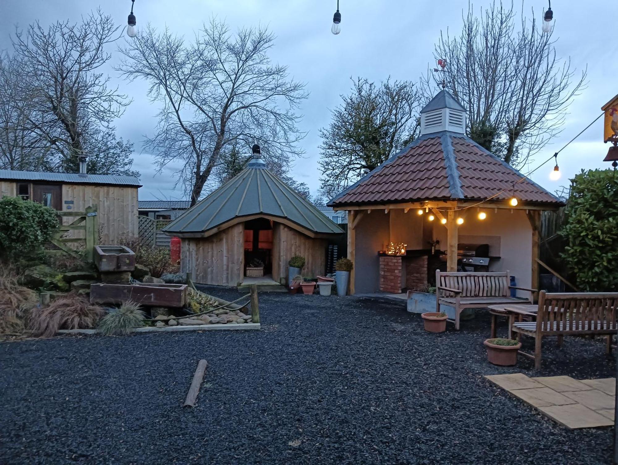 Lucker Mill Shepherds Huts Bagian luar foto